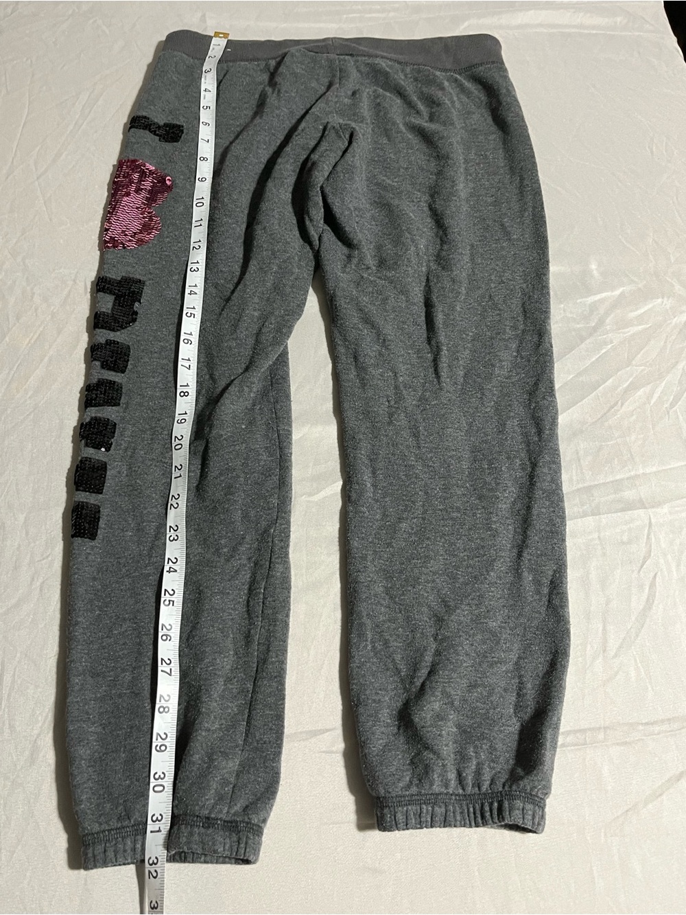 PINK Victoria's Secret Girls' Gray Sweatpants with Pink Sequin Heart Size XS - Picture 5 of 6